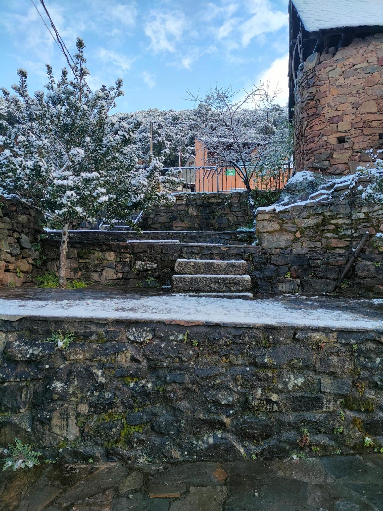 Casa De Turismo Rural Sardom3 Bembibre  Exterior foto